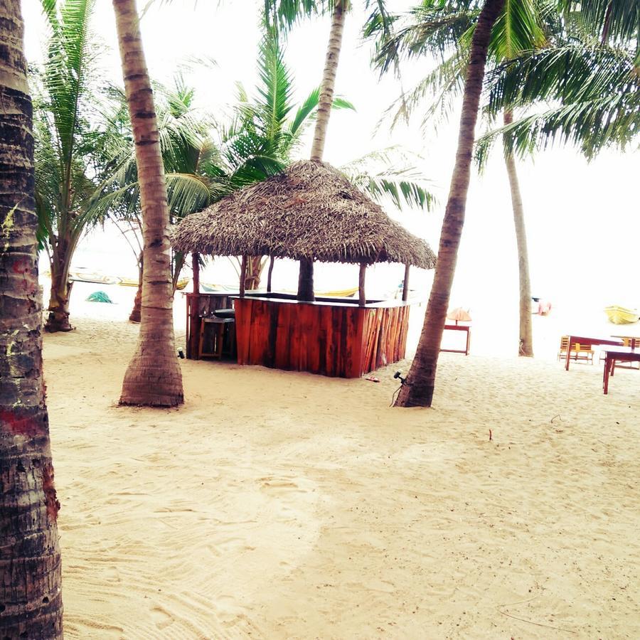 Shashini Beach Resort Arugam Bay Zimmer foto